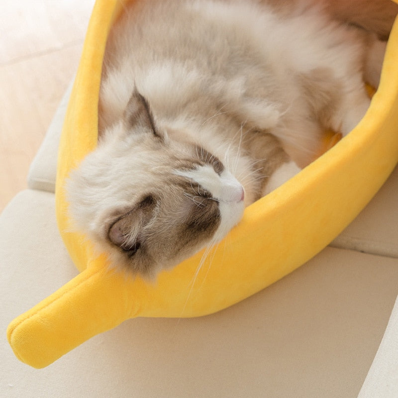 CARAMEL Cozy Banana  Bed